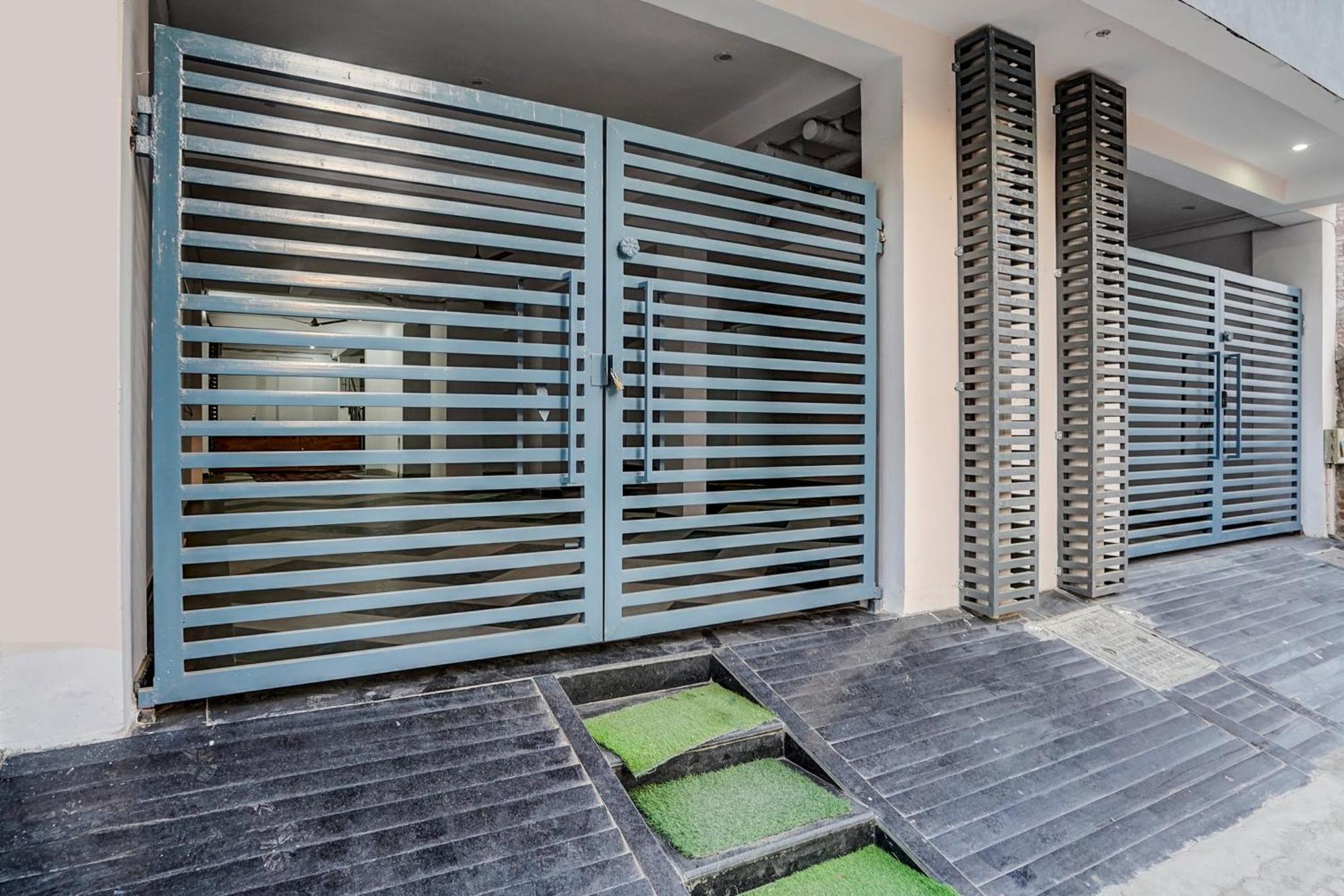 Townhouse Cloud Bay Hotel Gurgaon Exterior foto