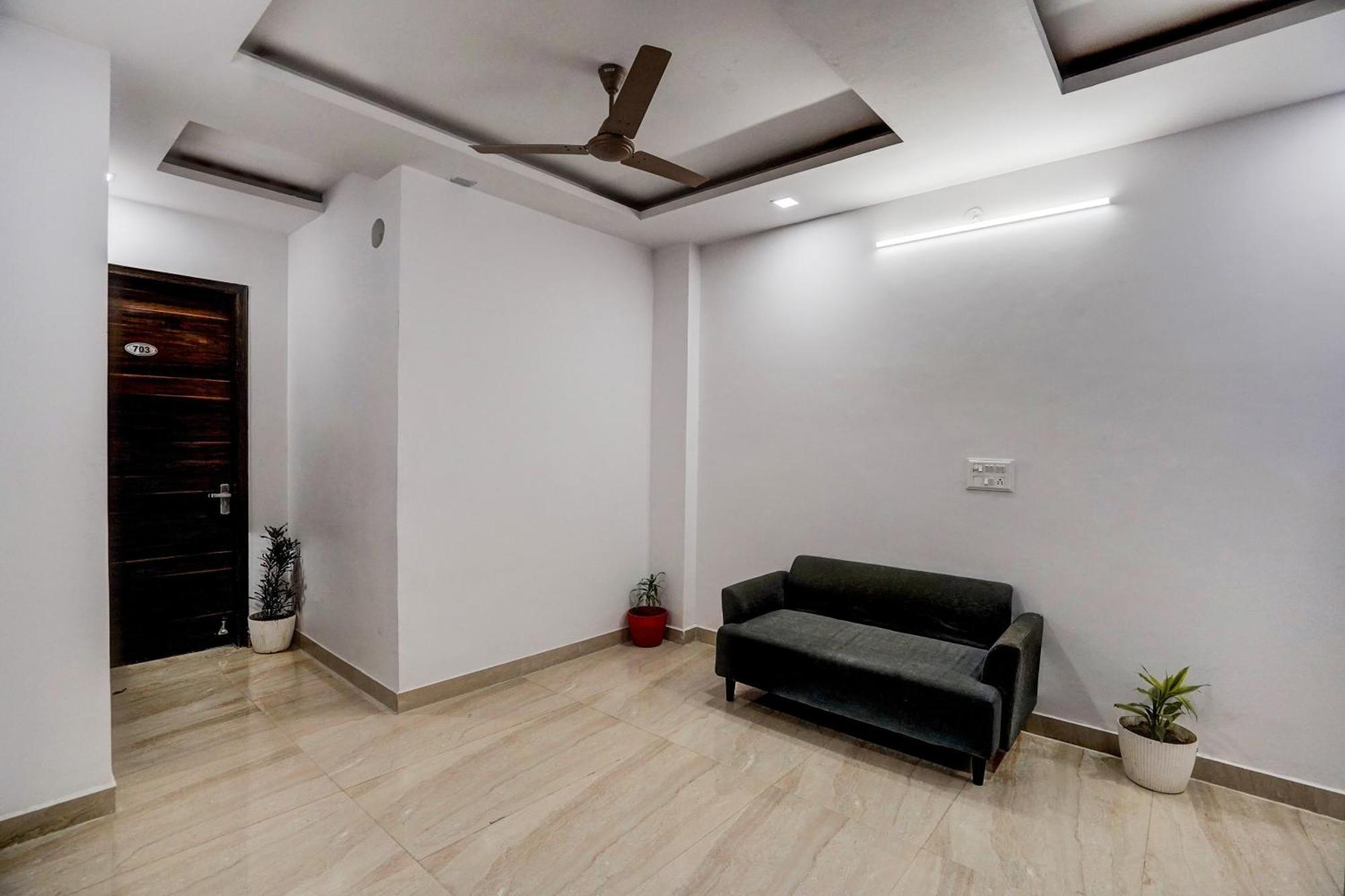 Townhouse Cloud Bay Hotel Gurgaon Exterior foto